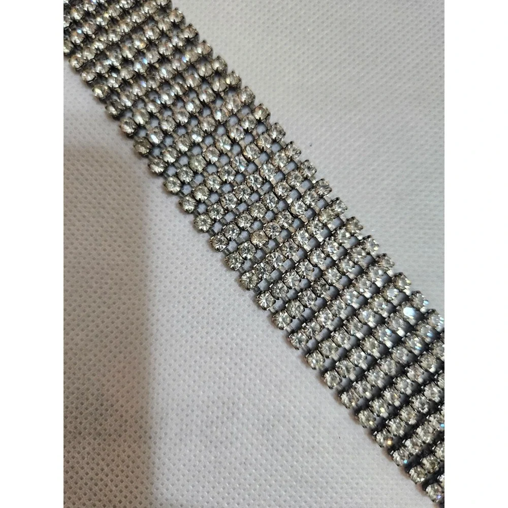 Vintage Silver Tone Clear 8 STRAND Rhinestone Bracelet -‎ GLAMOUROUS!